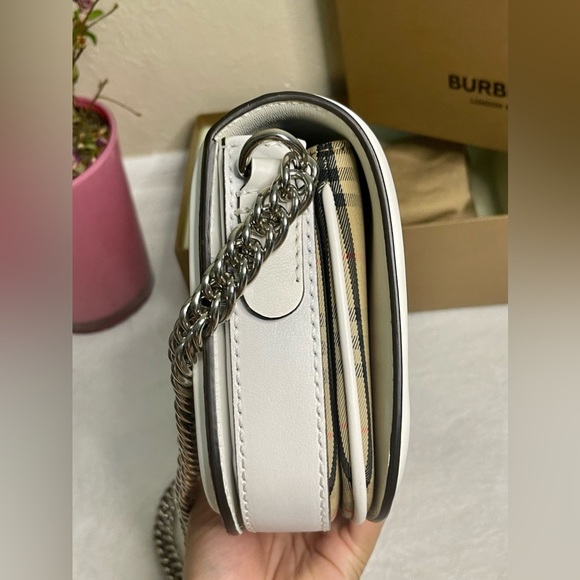 Like New Burberry Calfskin 1983 Knight Check Link Shoulder Bag - Picture 6 of 14